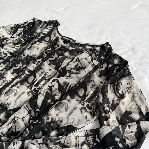 Streetwear Society Black & White Abstract Mesh Long Sleeve Top - Picture 2 of 10